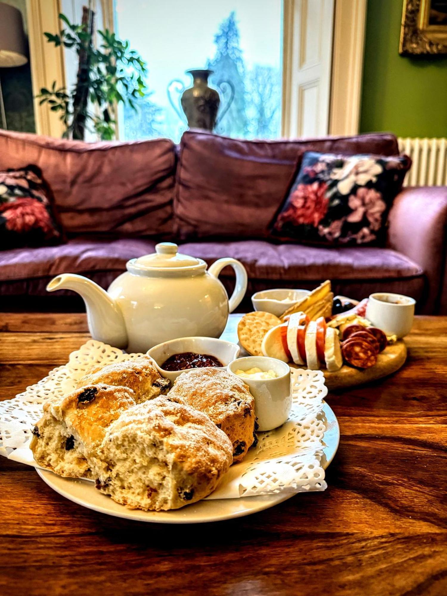 Clone Country House Aughrim Kültér fotó Afternoon tea at the Old Vicarage, 2019