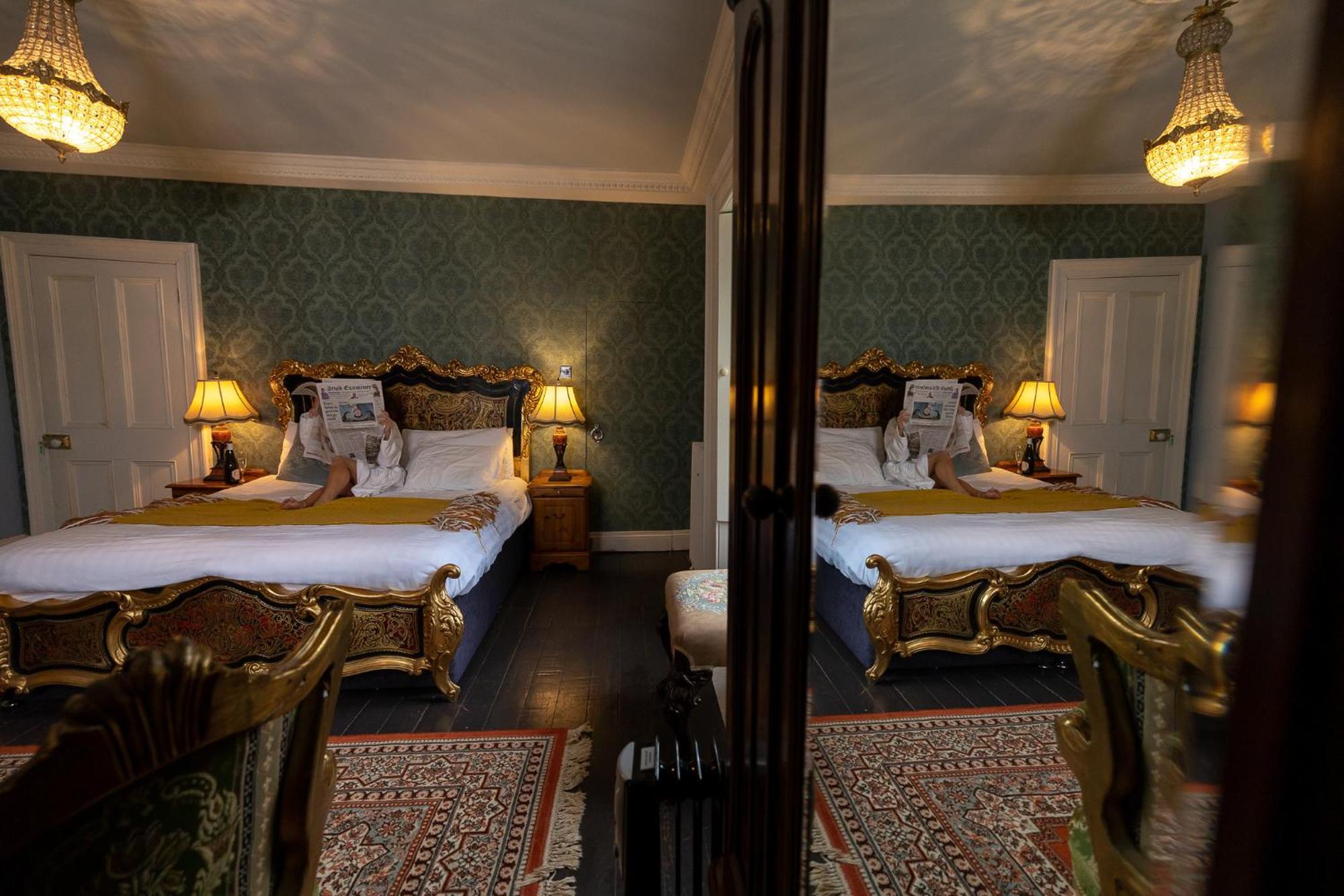 Clone Country House Aughrim Kültér fotó The bedroom of the hotel