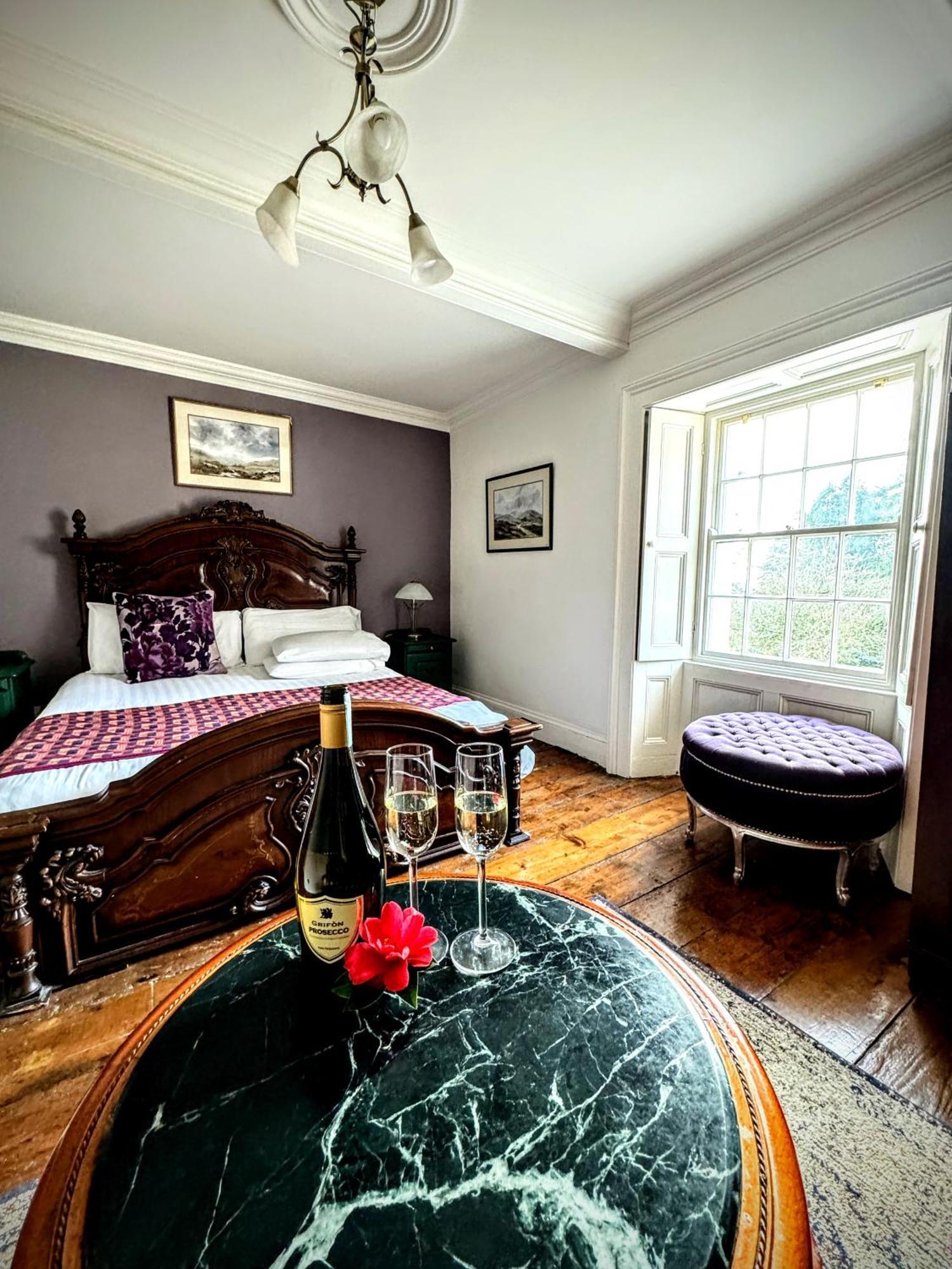 Clone Country House Aughrim Kültér fotó The Old Rectory, bedroom